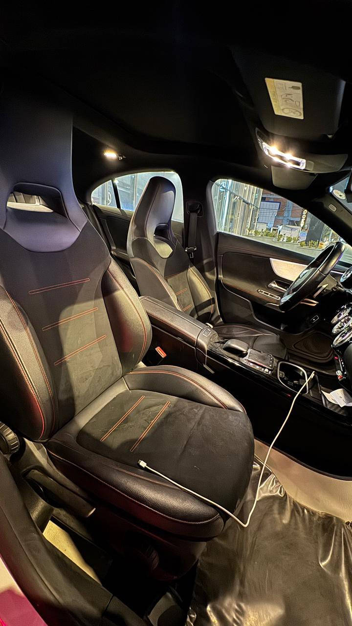 السلام عليكم
Mercedes cla 200 ( اسيتراد خليجي ) 
وكالة BCM  
موديل : 2023 
عداد المسافة : 20000 km 
فول مواصفات 
السيارة جديده بحالة الشركة بعدها تحت الضمان ( كفالة عامة ) 
السيارة باسمي تحويل ثاني يوم 
مكاني : بابل - حلة - حي الصحة 
السعر : 390 وبيها مجال للشراي
رقم التواصل : ***********
