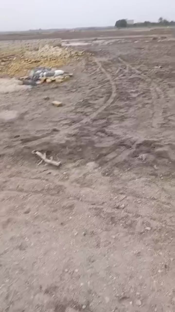 السلام عليكم قطعه 200م يم مكتب الخيمه ثاني قطعه عن الشارع الرئيسي السعر  3
الرقم ***********
