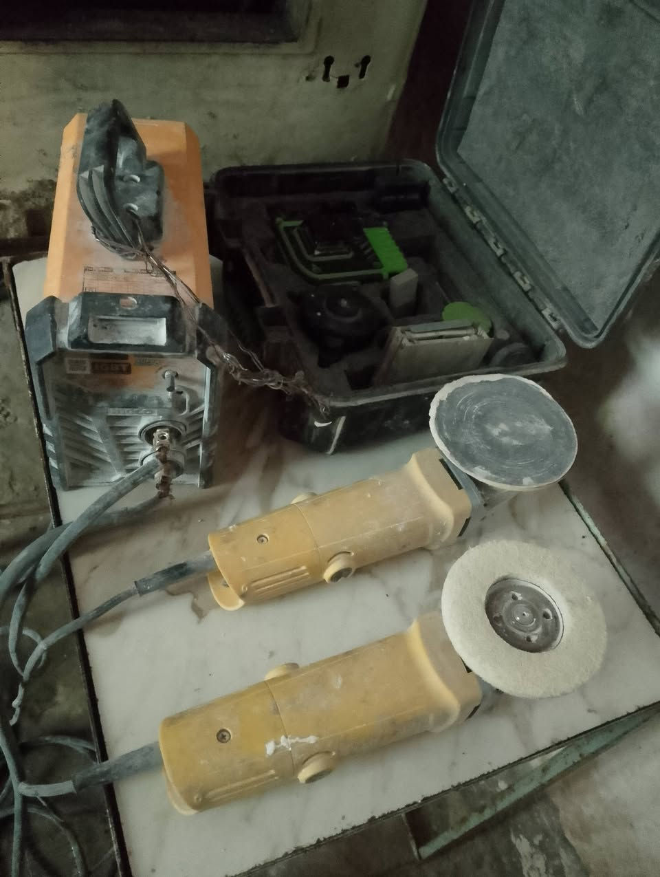 للبيع مكاني موصل ايمن
شرط كلشي شغال ولا مبدل شي ولامفتوحات


**إذا كنت صاحب هذا الإعلان وتريد حذفه لأي سبب، رجاءا أرسل رسالة إلى الدعم الفني**