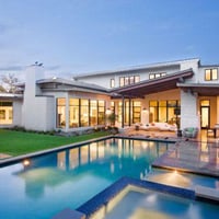 حي الشهداء • ٢٤٠م • دار للبيع