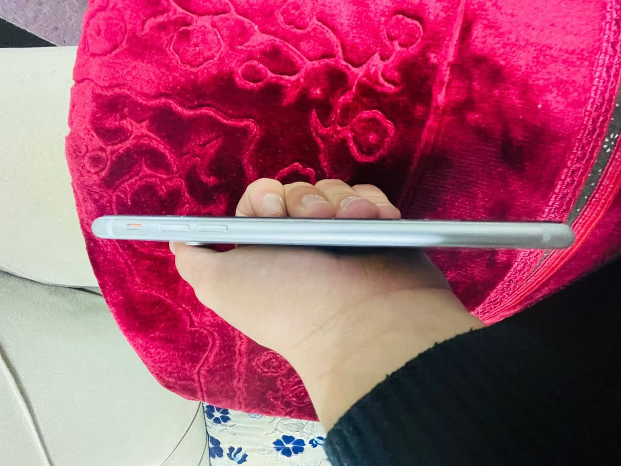 ايفون 8 بلاس ذاكره 256 الجهاز بلادي على وضع الشركة ما مفتوح بطارية73 اتصال كاميرا بصمة كله شغال بوبجي 60 فريم 
السعر 150 او مراوس بجهاز اخر


**إذا كنت صاحب هذا الإعلان وتريد حذفه لأي سبب، رجاءا أرسل رسالة إلى الدعم الفني**