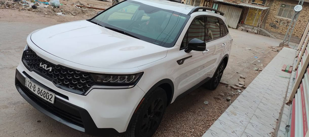 السلام عليكم سورنتو 2022 أمريكي حادث بس بيبان عكس السائق السياره سبعه راكب السياره جديده السعر 230 وبين مجال مكان النجف للاستفسار ***********
