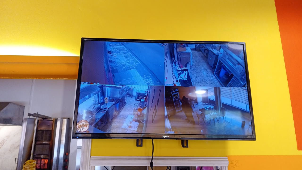 سلام عليكم لبيع مطعم شغال وخير من لله  مطعم جاهز من كلشي هو والكادر وبي برنامج توترز وطلباتي ومع توصيل تابع لمطعم عنوان المطعم النجف الاشرف حي الجامعه شارع جامع ابن كشكول مقابل زيتونه مول استفسار اتصل أو واتساب 
 0606 0780272 رقم صاحب المطعم


**إذا كنت صاحب هذا الإعلان وتريد حذفه لأي سبب، رجاءا أرسل رسالة إلى الدعم الفني**