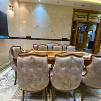 ميز طعام مستعمل قليل خشب صاج 8 كراسي السعر 700 ألف وبي مجال للتواصل 07...
