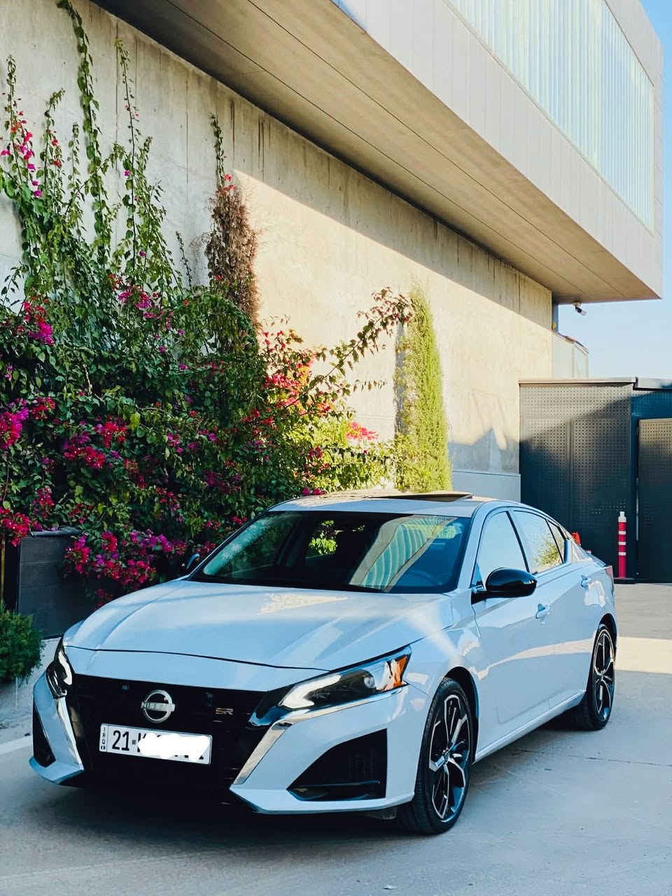 السلام عليكم التيما للبيع
موديل 2023
السيارة فول مواصفات 1/1 sr +plus 
لون /سموك المميز
سيارة بدون دبل اكسل بدون توربو
رقم سليمانية جديد2030سنويه رسمي
ماشي/62
كلير محرك بشرط
ضررها جملغ و بنيد+بيا كلير
ارباك ستيرن بردة طاك فقط سيستم ببلادي
رقم موبايل /***********
