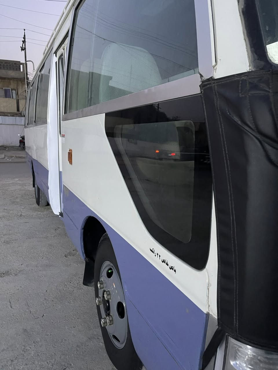 2009
مكينه تنقص ميكانيك جديد 
صبغ ذيل باب السايق فقط 
السعر245 وبيها مجال 
***********
سنويه 28
