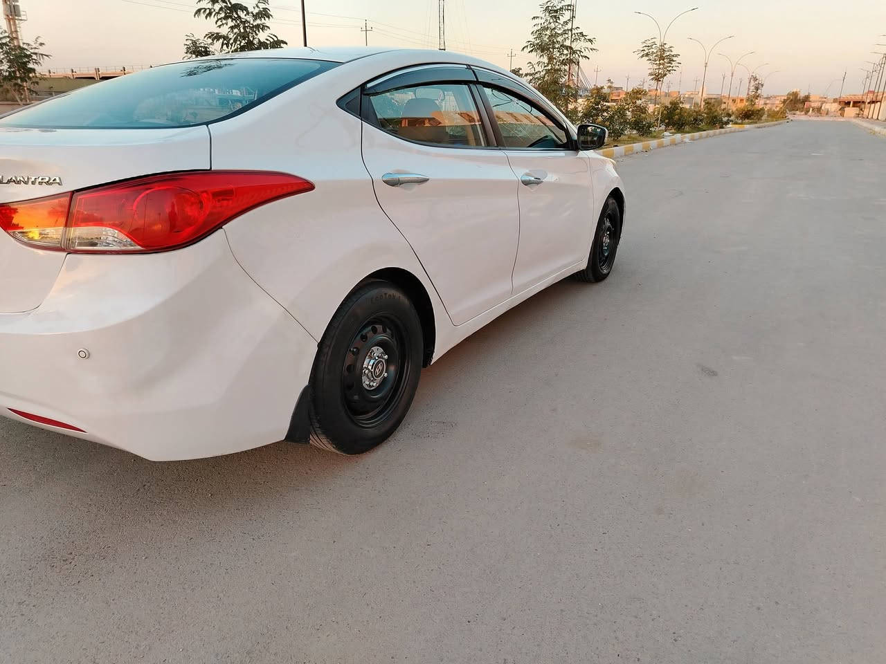 السلام عليكم... النترا موديل 13 خليجي مكينه وكير اوتو 1600 دوش مكفولات تخم تاير وسبير جدد  حداديه جديده تحكم ستيرن اشاير بلمري نظام اقتصادي ايكو بلاجكتور زنون رقم ذي مشروع وطني سنويه لنهايه 28 بيها تبديل باب وجاملغ وصبغ بنيد بدون فتح او ضربه أشر تقشير مابيها ضربه دواخل حلوه كلش سياره كلش حلوه مكان السياره ناصريه مركز سعر 105 بيها مجال بسيط جاهزه من كلشي 👈 شراي ***********
