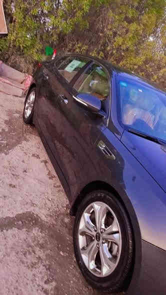 بوبتما خليجي 17 رقم بغداد دولي بسمي ثاني يوم مداور لون رصاصي غامق مكينة 2000دوش القطرة بنص مواصفات كامرة شاشة لمس ويل 17نيكل مثل مال سورنتو ثلاث انضمة كير عادي وسبوت وايكو تحكمات ستيرن شفتات ستيرن تبريد قطعتين ثلج لايت زنون سيارة تخبل مال جناي بيهة قطعتين صبغ باب وبنيدومالاتهة بس مصبوغات بدون ضربةولا شمس لايحتة ولا مطر مداراية لاخر حباية تعال وشوف رقم صاحب سيارة ***********
