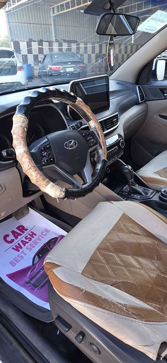 توسان موديل 2020 رقم اربيل باسم شركة تحويل ثاني يوم  محرك 2000 دوش سيارة جاهزة  وبيها حادث بسيط كلش والسونار مرفق بالصور تبريد تدفئة تخم تاير جديد باتري جديد مواصفات مري كهرباء وشفط تحكم ستيرن جهتين شباك نيكل كامرة خلفية بلادي دبل سويج
 السعر 170 وبيها مجال مكان واسط
رقم الهاتف ***********
