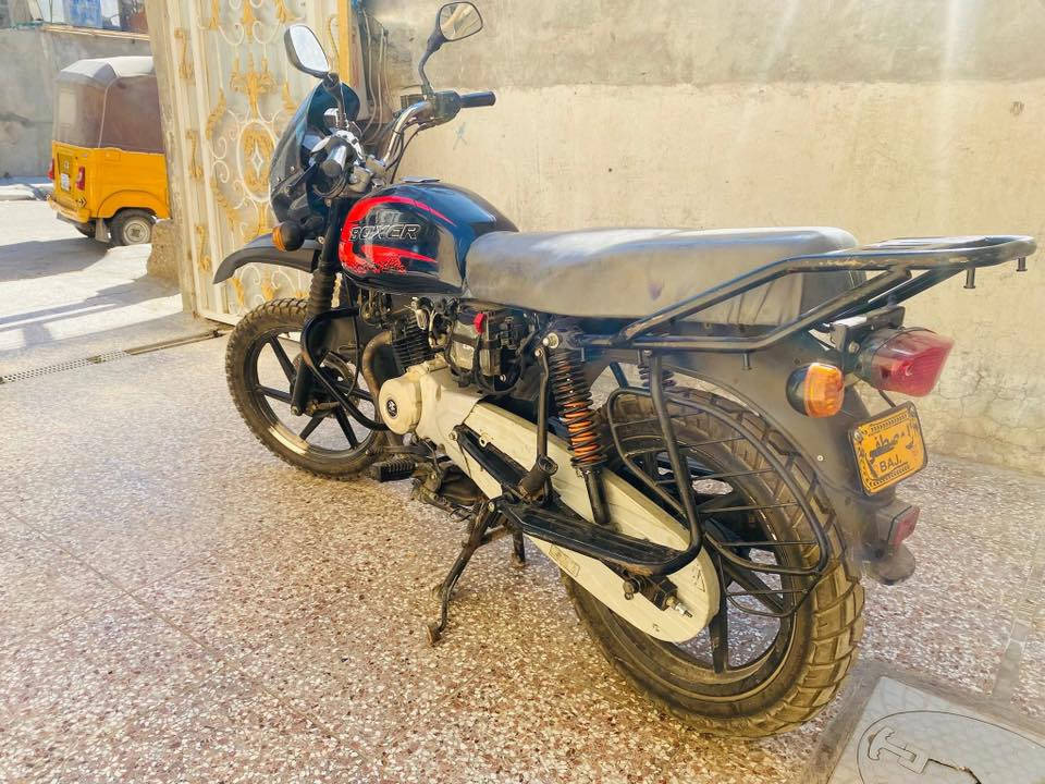 سلام عليكم دراجه للبيع موديل 22 داخلة ب 23 دراجه خير من الله المكينة اصبانه ممدودة عليهه رقم وسنويه السعر ٦٠٠ مستعجل  وبيهه مجال للطيبين
رقم الهاتف ‭٠٧٧١ ١٣٩ ٤١٦٦‬ اتصل ونتفاهم
