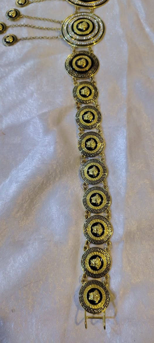 احزام فيرسزتشي  خاص للمنسبات السعر 25.  جنت مخذتة ب45 بس  هسة اضايقت عندي تسديد قصط


**إذا كنت صاحب هذا الإعلان وتريد حذفه لأي سبب، رجاءا أرسل رسالة إلى الدعم الفني**