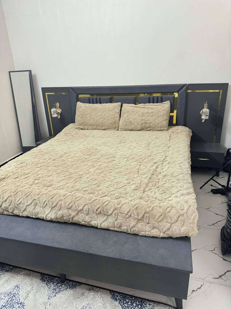 8 قطع نضيفه كلش عنوان بغداد  شراي خاص


**إذا كنت صاحب هذا الإعلان وتريد حذفه لأي سبب، رجاءا أرسل رسالة إلى الدعم الفني**