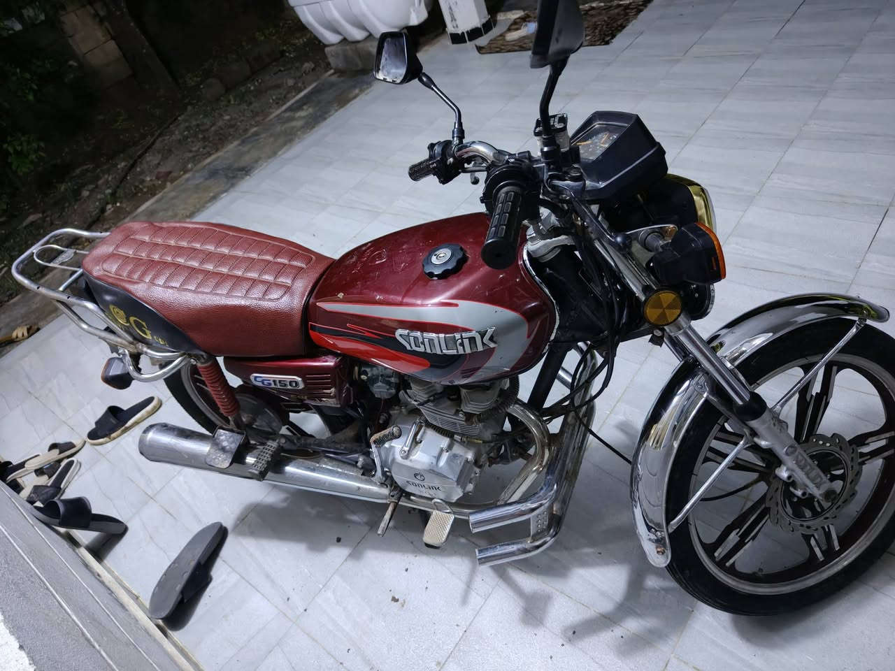 سلام عليكم سيفان للبيع موديل2022 محرك جديد ما مفتوح سعر 450


**إذا كنت صاحب هذا الإعلان وتريد حذفه لأي سبب، رجاءا أرسل رسالة إلى الدعم الفني**