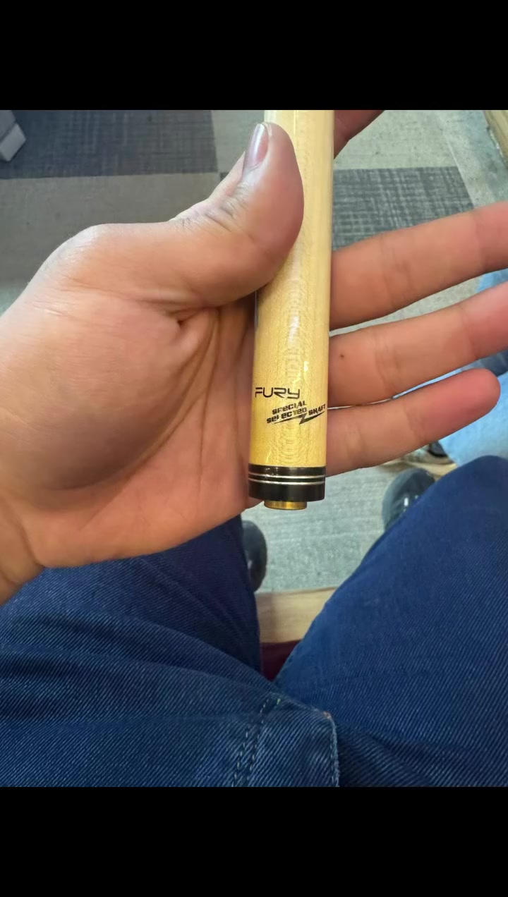 متوفر فيوري طرحه قديم النقشة نادره الاكيوب نضافه 99/ بالميه اي ستفسار خاص


**إذا كنت صاحب هذا الإعلان وتريد حذفه لأي سبب، رجاءا أرسل رسالة إلى الدعم الفني**