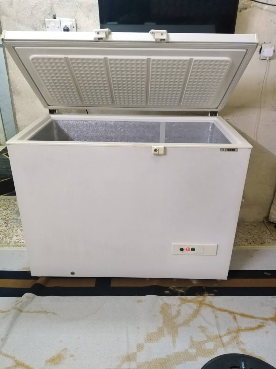 مجمدة للبيع صناعه ايطالي حجم 14 ابلاديه السعر 150 وبيها مجال 
مدينه الصدر


**إذا كنت صاحب هذا الإعلان وتريد حذفه لأي سبب، رجاءا أرسل رسالة إلى الدعم الفني**