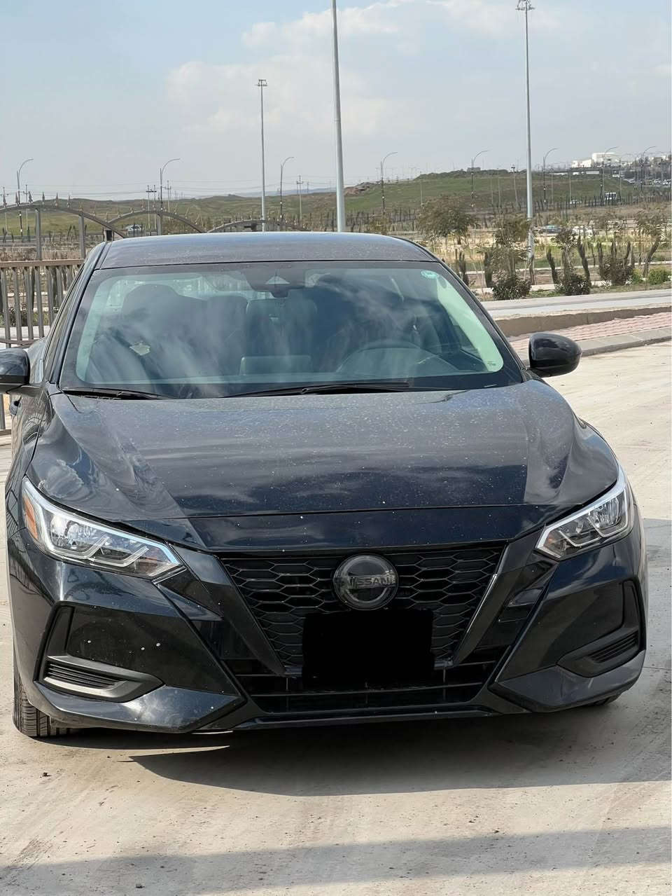 نیسان سینترا مودیل ٢٠٢٣ موصفات SV ماشی ٦٣ الف کم بدون حادث یعنی ایرباک سلیم بس جوە رقم مؤشر بی صبوخ بدون دواخل بدون حادث هم و باب سکن شبر بارد بدون فتح یعنی سیارە نضیف 
مواصفات:-
رادار 
کامرا 
حساسات کدام 
و ورا
تحکمات استرین 
بسمە 
سعر ١٤٨ بی مجال بسیط 
مکان کرکوک 
***********
کوبون بنزین هم بی كركوك, العراق
