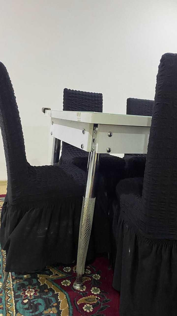 ميز طعام  ٦ كراسي
السعر ١٥٠ الف
يتكبر ويتصغر
اربيل
للتواصل ***********
