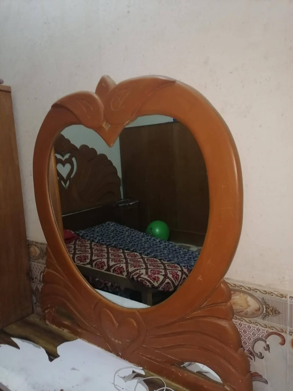 سلام عليكم غرفه عراقيه صاج تسكام مكان الغرفه غماس الاتصال *********** إني مكلف بل النشر
