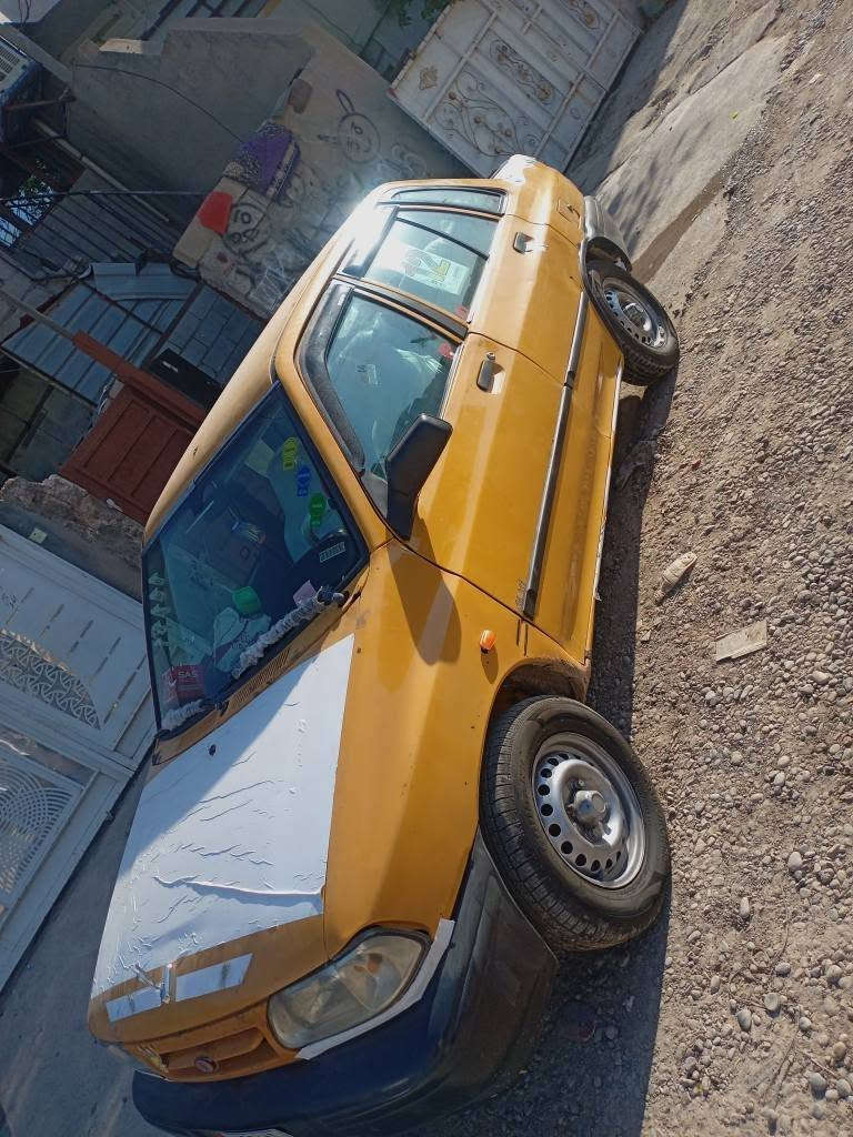 سياره سايبا للبيع موديل 2011 دفتر بانزين بي سنويه مشروع وطني أربع تايرات جديد استيرن باور جوم كاهرباء نقابه مصفر شرك التحويل محرك بي بخار بدون ضربه بدون خياس مكان السياره كركوك السعر 22للاستفسار *********** كركوك, العراق

