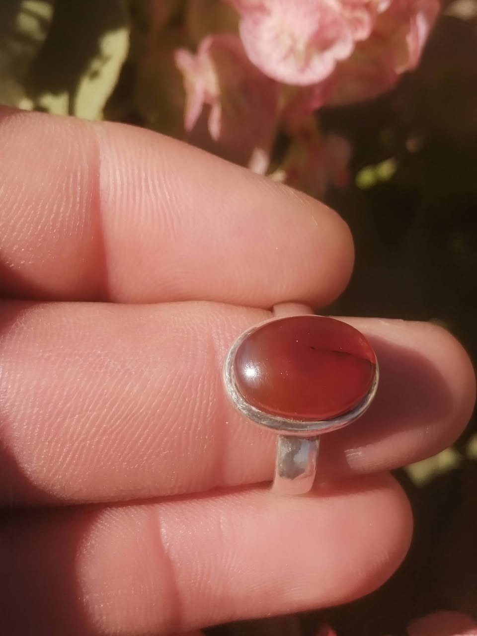 السلام عليكم ورحمة الله وبركاته
احبتي محابس منوعه للبيع شلع كلهن القطعه على 35صياغه حلوة ومرتبه *********** مااكو توصيل
