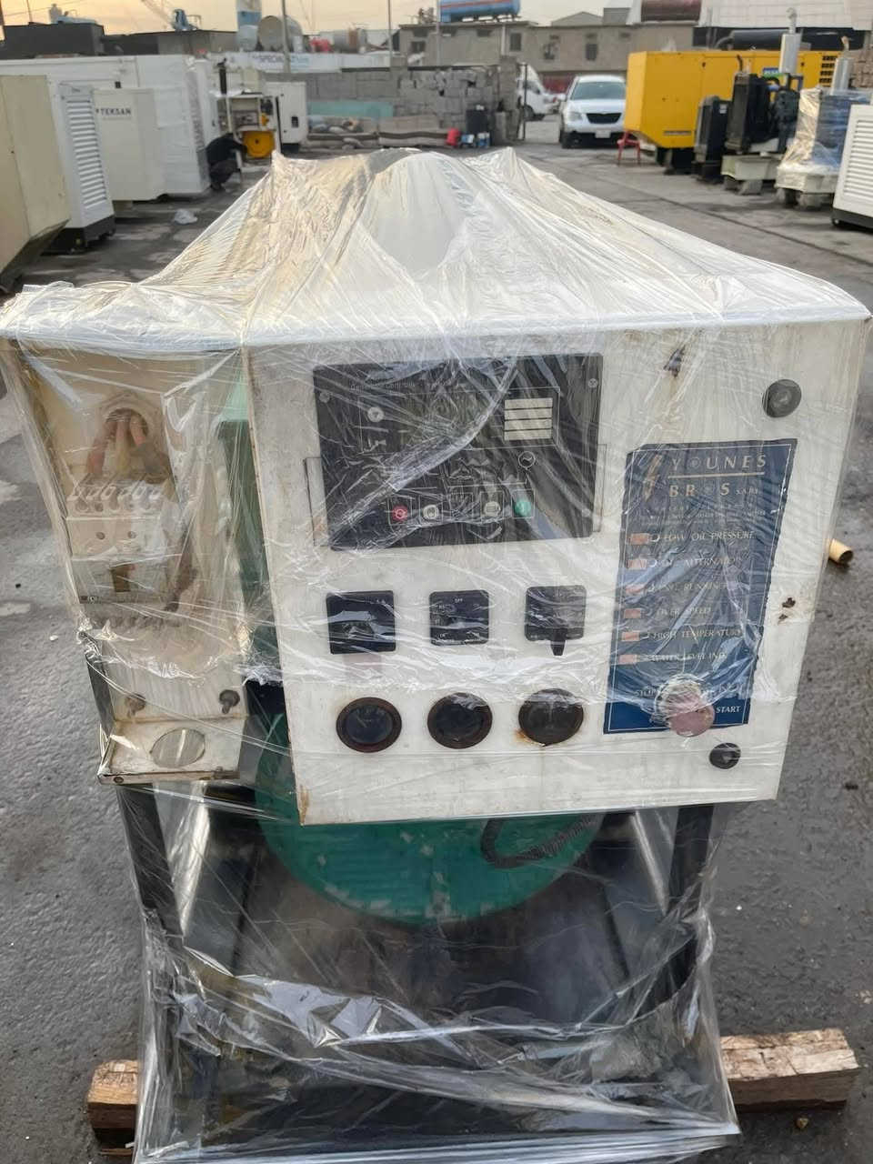 تم وصزل مولد كمنز حجم ١٠٢ ٧٢كيفي شاصي ٤ستم عنوان اربيل يوجد توصيل كافت محافضات عراق رقم ***********
