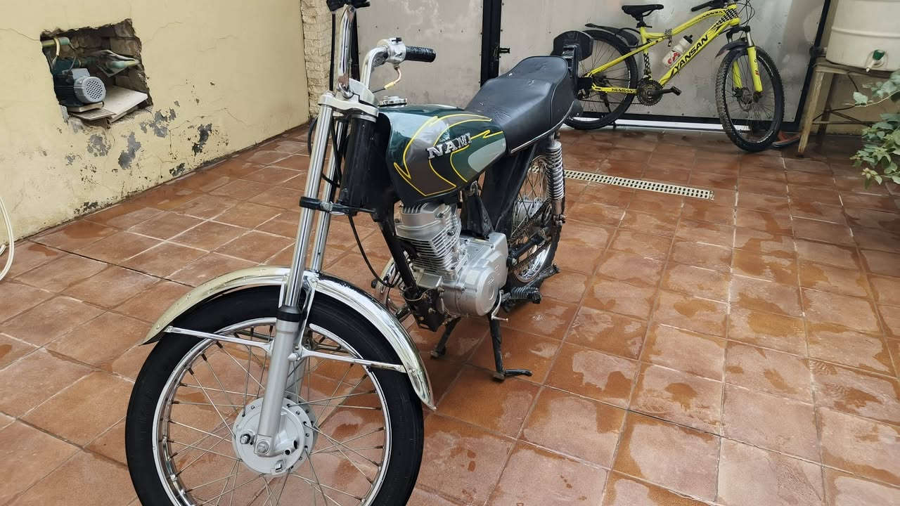 اربع كير كلك مديل لو 22 لو 23 محرك شلامجه مجفت ، جفتته يوم 2025/12/13 ، شلعته تشگ الكاع ( كلاجات انتنس 4 براغي ) ، بيه ضربات بالتانكي بس ما مأثر على التانكي ، سعر 365 الف  متواجد ماسنجر و على الخط ***********
