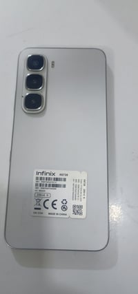 موبايل للبيع استخدام قليل الاتصال على الرقم 07869402594/   07502583821