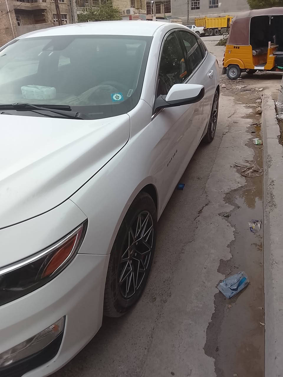 السلام عليكم ماليبو 2023 معوقين
السياره فول مواصفات ما عده الفتحه 
السياره بجم كبس حادثه باب السايق مبدل ولوره مصبوق نصه ولباقي كفاله سياره عله وضع الشركه ماشيه 44مالي سياره برغي ما مفتوح بيه السياره معروضه 120مكاني بغداد  الكماليه ***********
