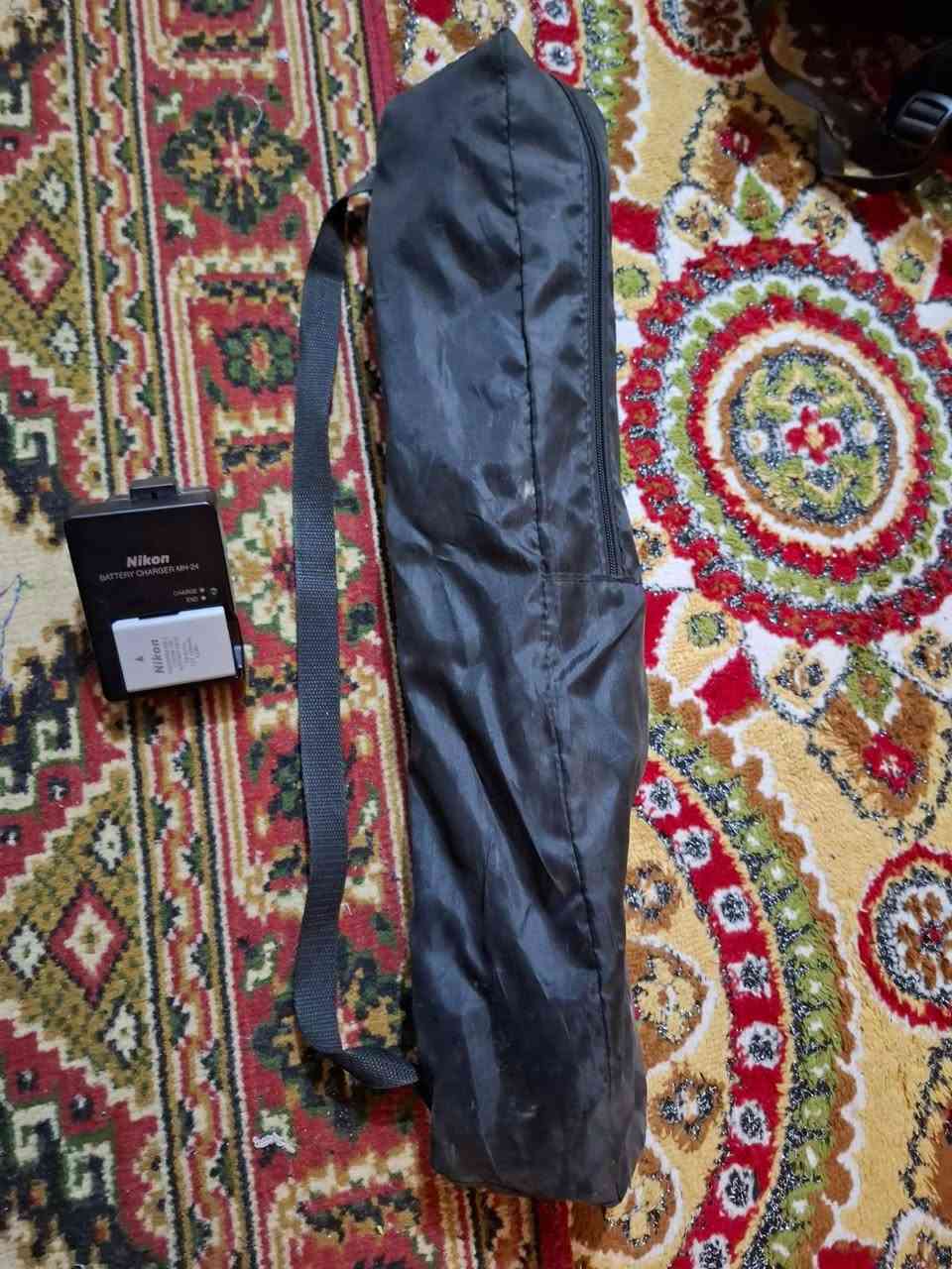 سلام عليكم شباب استان كامرة جديد و شاحنة و بطارية شلع ابيع ٦٠ الف و بيهن مجال مكاني شعله رقم هاتف ***********
