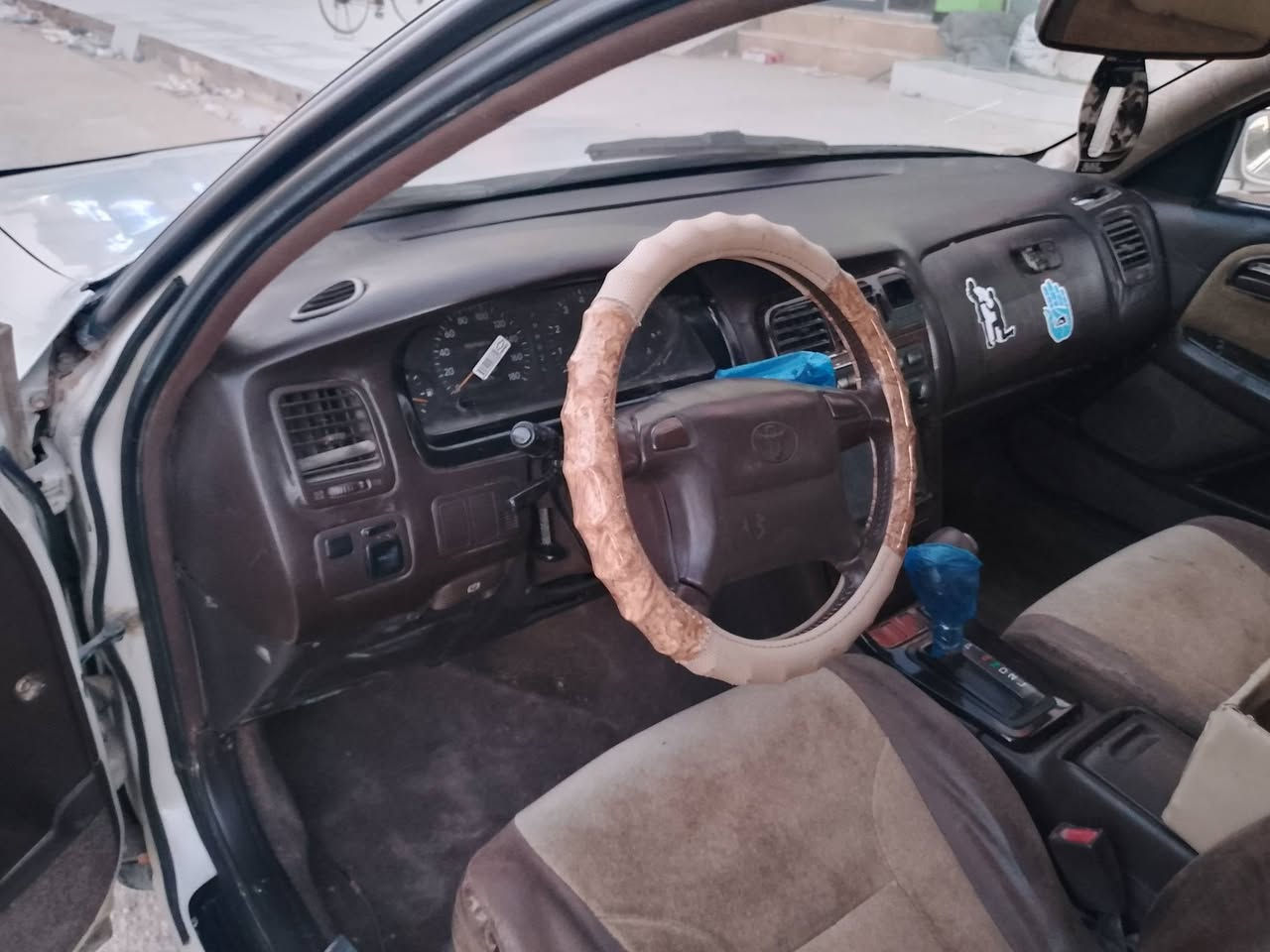 السلام عليكم 
 سياره كرسته نفخ مكفوله كفاله عامه من(عيب شرعي, نقل جثه)رقم بصره مشروع وطني تبريد ثلج رقم دولي
مكان الناصري ،شطره.
السعر 58وبيها مجال
الرقم***********
