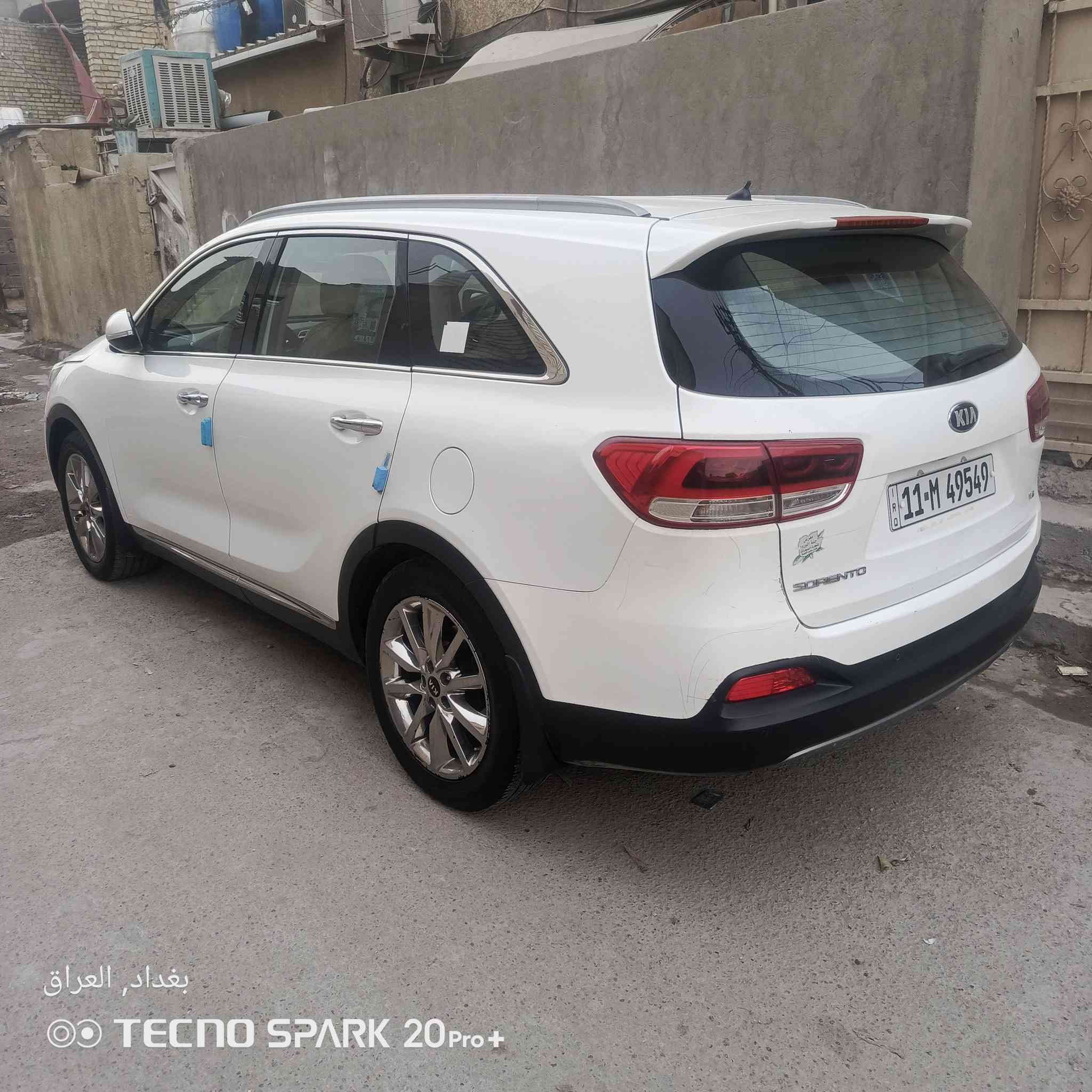 السلام عليكم للبيع سورنتو ٢٠١٧خليجي
٦سلندر ٧راكب ٣قطع تبريد 
كشنات كهرباء جنطه كهرباء شاشه كامري
حساس اماني خلفي مواصفات السورنتو المعروفه 
السعر ٢١٢ العنوان بغداد حي التراث السونار كلشي واضح بي 
***********
ماشيه ١٥٢
