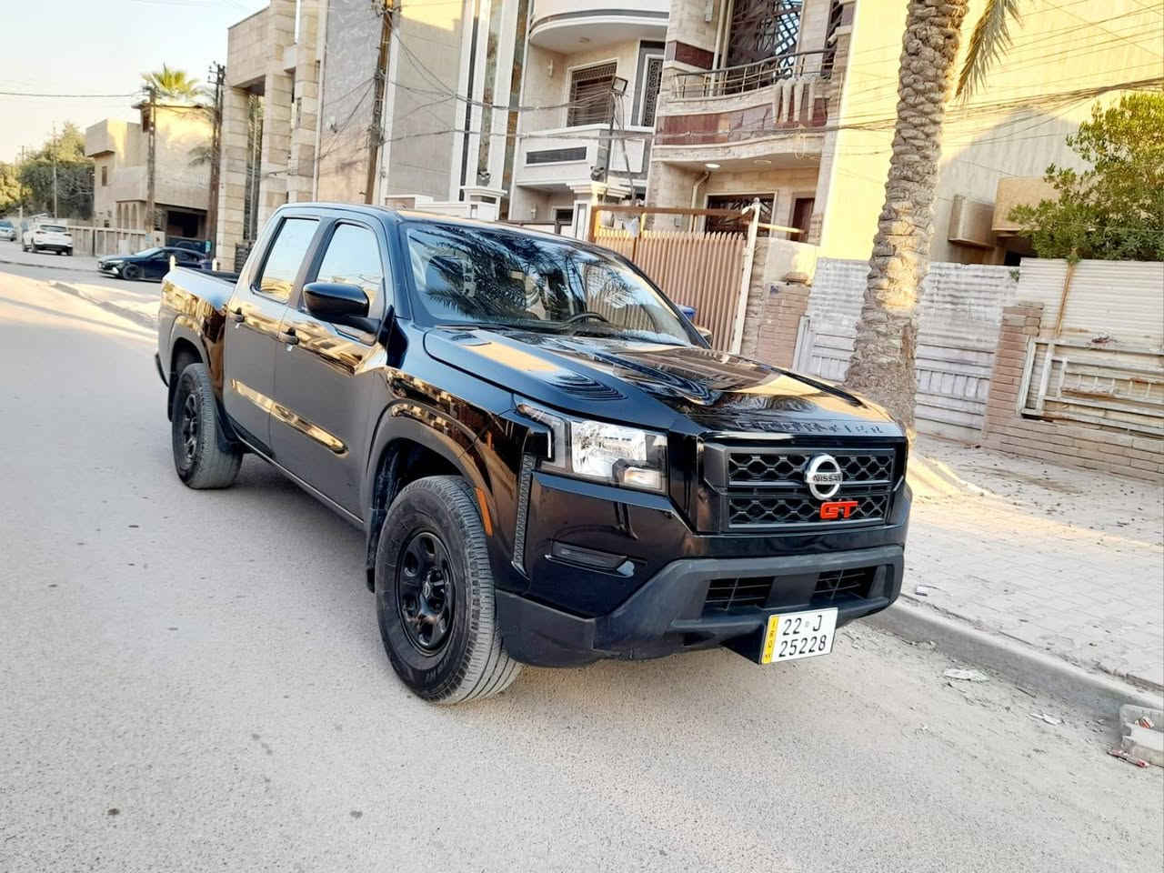 ﷽
السلام عليكم 
نيسان بيكم فر ونتير دبل قماره موديل (2022) وارد أمريكي
محرك ( 6 ) سلندر ( 3800 )
محرك وگير خير من الله 
رقم أربيل 
سنوية بأسمي جديدة
حادثها جاملغ وباب فقط من جهه الأيسرى صبغ فقط باب وجاملغ بدون داخل اريرباكات سليمه 

شاشة كبيرة
تحكم ستيرن جهتين
نقطه عمياء رادار خلفي و أمامي 
وتوقف ذاتي 
كاميرا خلفية
حساس خلفي
وباقي المواصفات معروفه 
مسوي صيانه كاملة للسيارة

ملاحظه ،،!
صور الحادث مرفقه مع الصور السياره 
ومراوس حسب الرغبه ،

العنوان : بغداد 
الهاتف : *********** وات ساب 
            ***********
