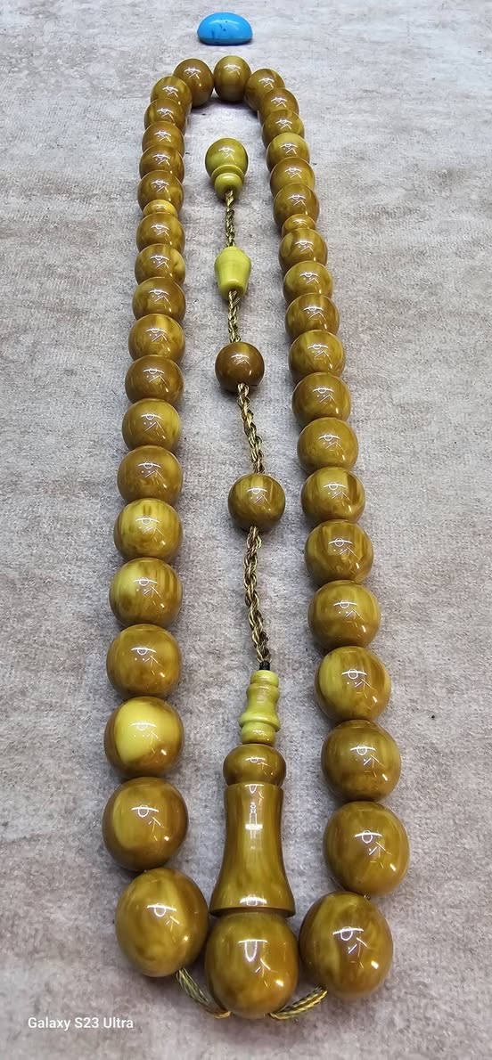 يافارج الهم يا الله 
لعيون هواة السندلس الالماني تحفه اصيله من السندلس الفيروزي مغلف واكو صوره نزلتها قبل للقطعه قبل  سنوات وصور حديثه لتبيان اصالة الخامة وتغليفها وزن القطعه ٧٠ غرام نظافه تامه الحجز والاستفسار مراسلة على الخاص يوجد توصيل لكل المحافضات


**إذا كنت صاحب هذا الإعلان وتريد حذفه لأي سبب، رجاءا أرسل رسالة إلى الدعم الفني**