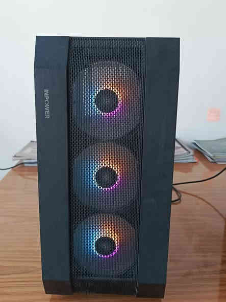 السلام عليكم حاسبات للبيع السعر خاص المكان حله حي طياره 
***********
الحاسبه الاولى 
معالج:i5-4590
رامات:16
كرت شاشه :rx570 8g
البورد : h81m-k Asus 
البور سبلاي:600w
هارد:  ssd128.     1t hhd
وياها ماوس وكيبورد
-----------------------------------------
الحاسبه الثانيه 
معالج:i3-10100
رامات :16 
كرت شاشه:GTX1650 4g
البورد: H510M -A PRO msi
البور سبلاي :650w
هارد : 128ssd.      1t hhd
وياها ماوس وكيبورد
