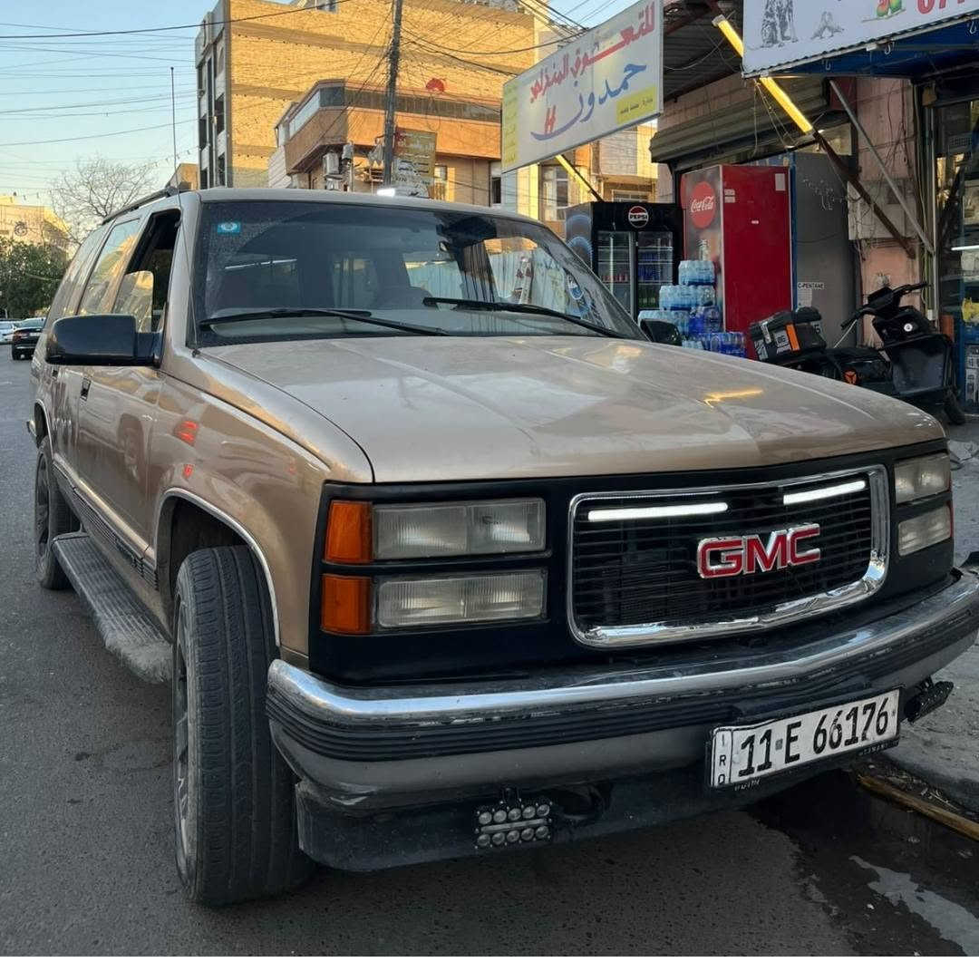 تاهو بترة موديل 1999
بيها اماكن صبغ
كير محرك تبريد كله مكفول
السيارة جاهزة 
بيها ويل 20
وبچم زينون 
كشن كهرباء

السعر 79 وبيها مجال للشراي 
رقم بغداد الجديد باسمي
مكانها بغداد الاعظمية
***********
