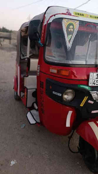 سلام عليكم تكتك للبيع مديل٢٠١٨سنويه بسمي تكتك معمره درسات مصبوغه عام جماليه بيه مكينه مال عشرين كفاله تكتك خير من الله  مكاني مدينه الصدر الورفلي  سعر (٤)و(٨٠٠) بيه مجال بصيط  رقم الهاتف(***********) متواجد وتساب
