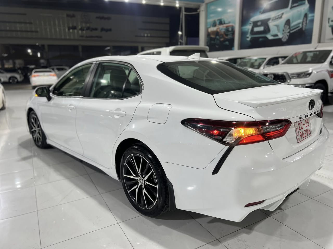 كامري 2024  مرقم اربيل 
Se 
ماشي 17 الف 
وارد امريكي 
داخل جلد بيجي 
شاشه كامره رادار 
هندبريك بصمه 
مواصفات معروفه 
السعر 190$  وبي مجال بسيط  
صور حادث وسنوار بلمنشور 
العنوان اربيل 
***********
