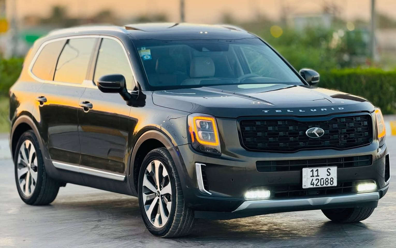 كيا  ••••• تولرايد. 
الفئة: Ex
المديل: •••• 2021
اللوحة: بغداد
الضرر:جاملغ امامي+بنيد. 
حجم المحرك 6 سلندر 3800. . 
بصمة ابواب وتشغيل عن بعد. 
زينون عالي ناصي آصل. 
فتحة سقف. 
رادر جانبي مانع اجتياز. 
فور ويل درايف.4*4. 
تحديد مسار. 
كامرة خلفية. 
حساس حلفي. 
شاشة كبيرة مع كامل ايعزتها. 
تدفئة+تبريد الكراسي الامامية. 
تحكم ستيرن جهيتن. 
جنطة كهرباء. 
حساس خلفي. 
سستم صوت متكامل. 
كنترول تبريد خلفي منفصل. 
كشن سياحي. Vip. 
رادر امامي. 
الكراسي الامامية كهرباء. 
V6 سلندر
 7 راكب 
٣ قطع تبريد. 
اشاير مري قابلة للطيء. 
مقاعد جلد بيجي . 
وباقي الموصفات المعروفة في فئة EX

#متوفر__حاليا__جميع_انواع_السيارات
 
بيع _شراء_ مراوس
واسط الصويرة @أبرز المعجبينن

جميع الأرقام متوفرة واتساب

***********

***********
