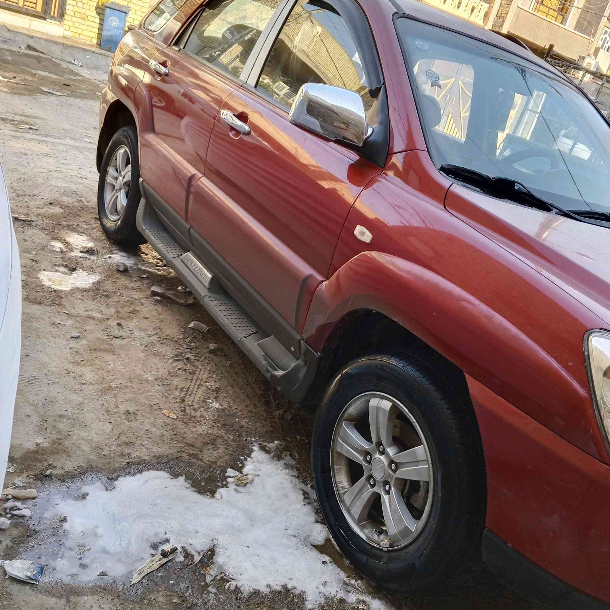 سلام عليكم سياره سبورتج للبيع موديل 9 سياره جديده قطره صبغ مابيه سياره ماملعوب بيه  برغي مكينه كير بل جيس مكينه 2000 سياره خير من الله تبريد ثلج سياره جديده هاذه رقمي فقط اسيا ***********
