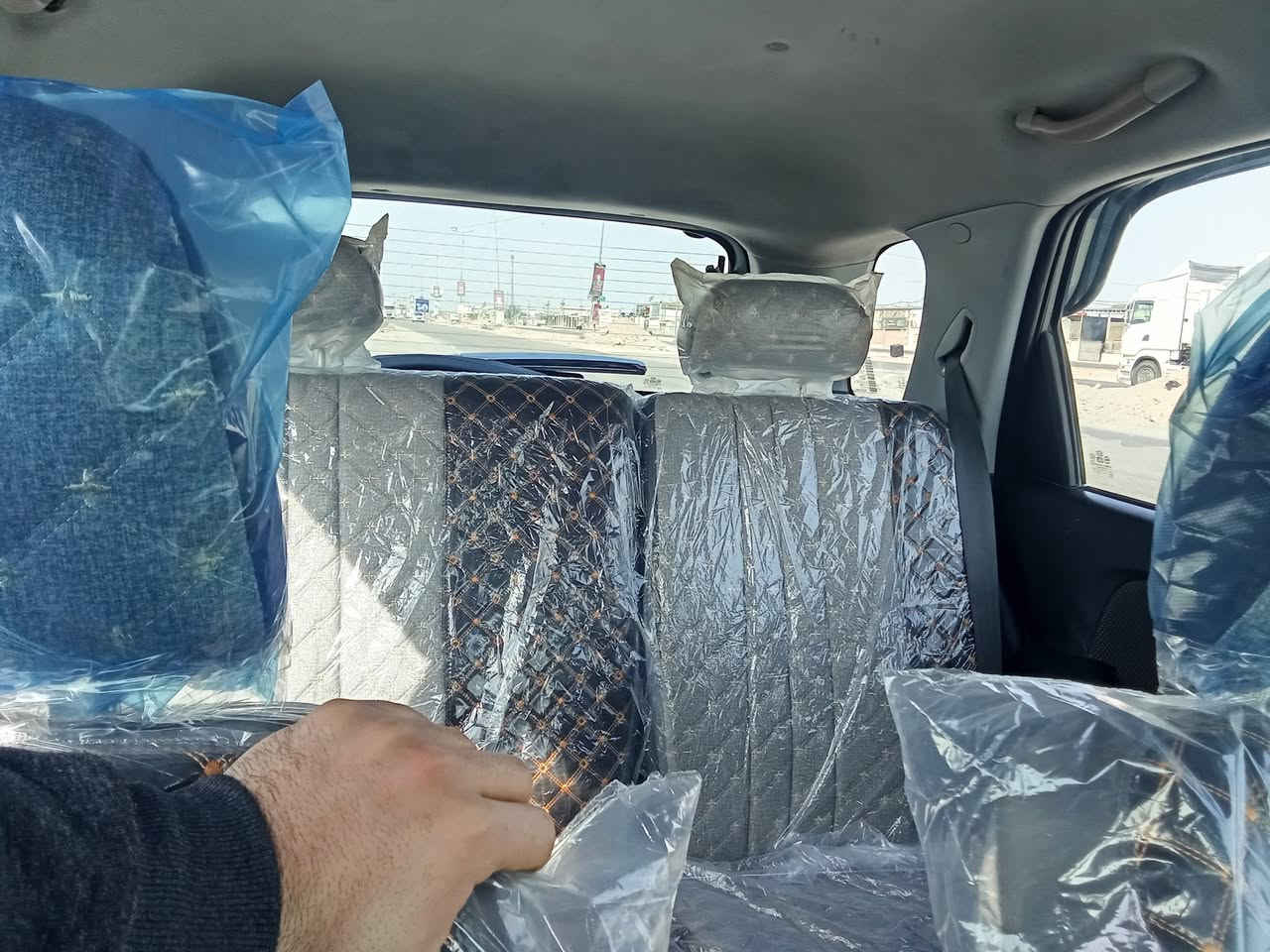 بسم الله الرحمن الرحيم 
السلام عليكم ورحمة الله وبركاته 
كيا اسبورتج 2008 ..كفالة عامة باستثناء البنيد جارد مصبوغ للجمالية وخلال ثلاث أيام شديت صدر جديد ودبلات جدد وحدادة عامة وشرط الشغل.. الرقم نجف بأسمي حصرا 
السعر 115 ورقة وبيهه مجال حق الجيه 
والسيارة رقمها مميز..***********
