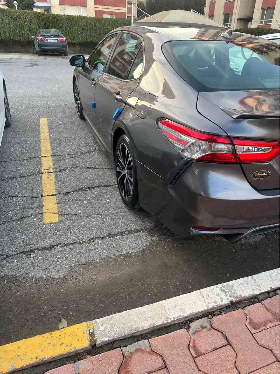 كامري ٢٠١٩ 
Se 
وارد امريكي حادث موضح ب الصورة بدون ايرباك 
وصبغ باب وجاملغ خلفي هنا ب العراق اثر شخوط 
سيارة ماشية ١٦٠ الف كيلومتر 
المكان الدورة 
*********** 
السعر ١٧٢ ورقة وبيها مجال بغداد, العراق
