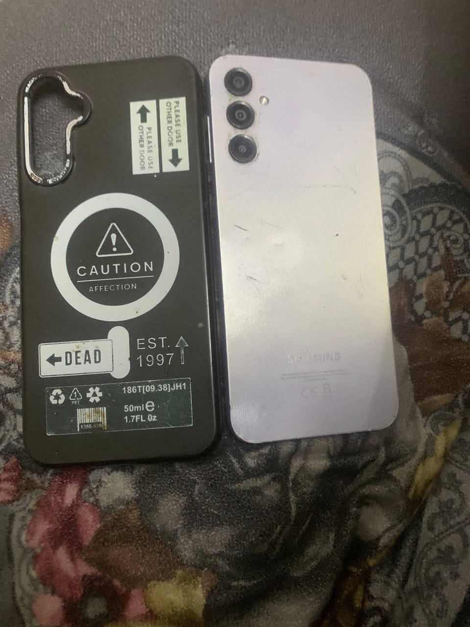 مرحبا
سامسونج A14

ذاكره 64

بصمة شغاله

الشاشه مكسوره ما مثره بشي 

سعر 40 ألف 

مكاني بغداد الشعب 

ماعندي توصيل

رقم هاتف ***********

متواجد واتساب
