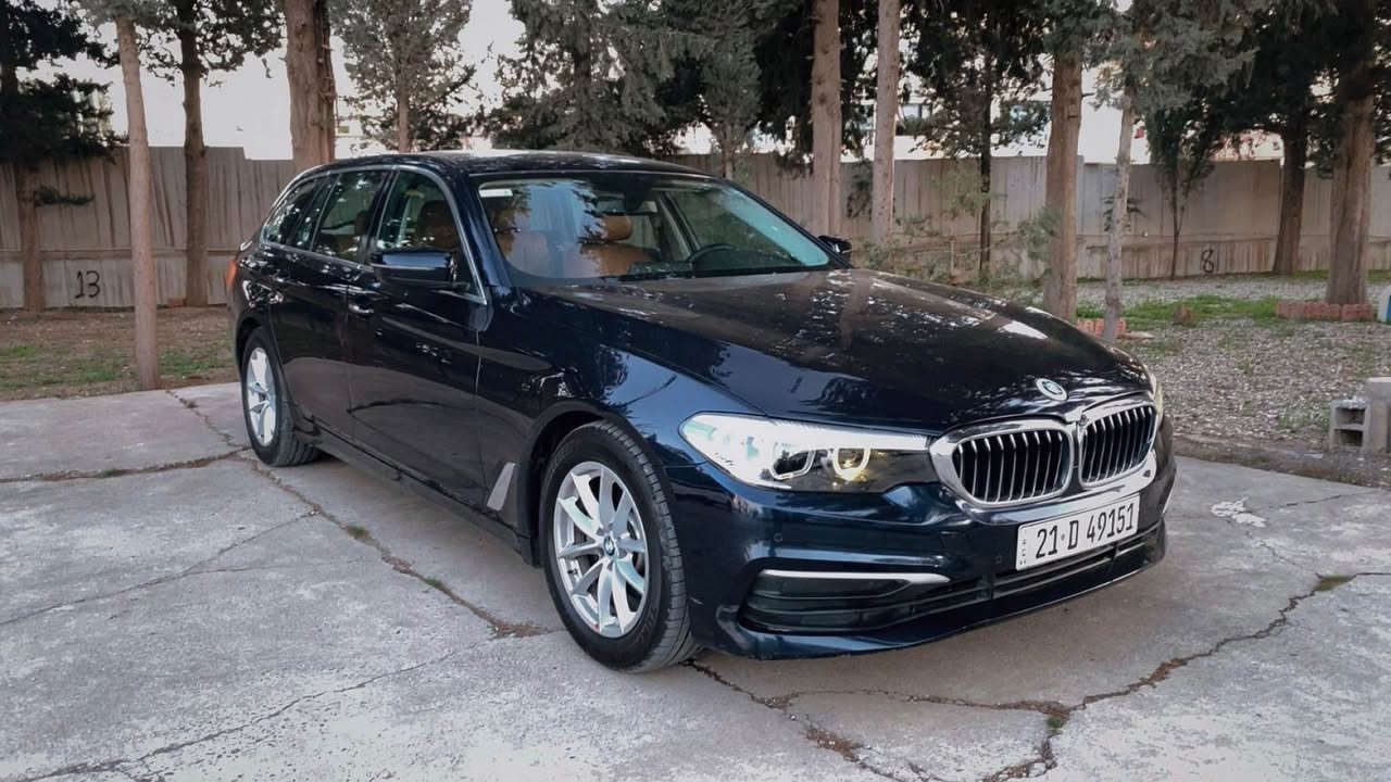 BMW 520 2018
سەیارەکە تەکسی مەطاری دوبەی بووە
بێ بۆیاخ بوو لای خۆم دوو پەڵەی بچوکی بۆیاخ تێکەوت
فوول مواسەفات و ناو خەنەییە
مەکینەی ٤ بستۆنی ٢.٠ تۆربۆیە
مەکینەو گێڕو هەموو گیانی بەشەرتی مانگێک
سەیارەکە بەناوی خۆمانەوەیە تا ٢٠٣٠
بۆ زانیاری زیاتر ***********
برخی ١٤٥ گەڵاو معامەلە السليمانية, العراق
