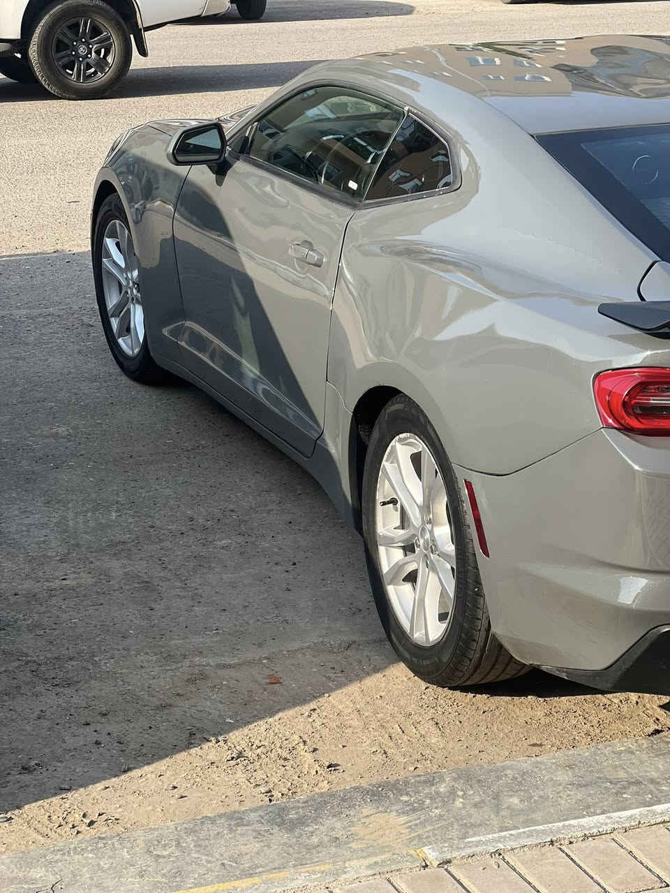 السلام عليكم
للبيع 

شوفر كمارو
موديل2020
لون اسمنتي مصبوغة عام 
محرك 4 سلندر2000 توربو
مكينة جديده   
كير اوتو نظيف  
صدر امامي نظيف
صدر خلفي نظيف 
كشنات مخمل 
داخل نظيف جدا
تحكمات ستيرن 
3مود سياقة
شاشه اعطال
شفتات كير عادي
داخل اسود

وبعد هواي مواصفات فول الفول السياره .

رقم جديد سنوية باسمي تحويل نفس اليوم
سعر 105$


**إذا كنت صاحب هذا الإعلان وتريد حذفه لأي سبب، رجاءا أرسل رسالة إلى الدعم الفني**