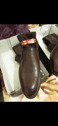 ٣ أحذيه جلدطبيعي قياس ٤٠ للبيع الاتصال ٠٧٨٠٦٢٨٨٨٨٩/٠٧٧٠٦٢٨٨٨٨٩ واتس ال...