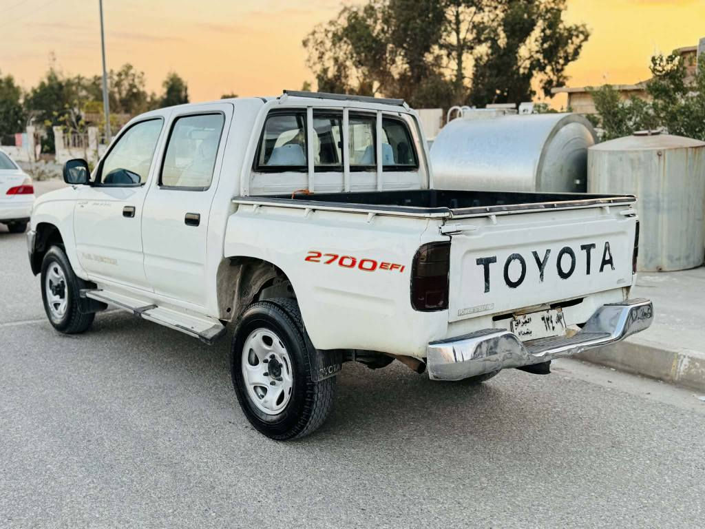 تويتا ئه رنه ب موديل 1999مه كينه سپى ده بل كيج  ده بل ئه كسلو  هه موو به شه رته ئارم پلاستيك هه ولير ٤ تايه و ويلى نوى له بنه ده عم و ليدانى  نيه   سيا ره كه خا وينه و مالو دو سته هه موو كيانى به شه رته 
سعرى 75
***********
*********** السليمانية, العراق
