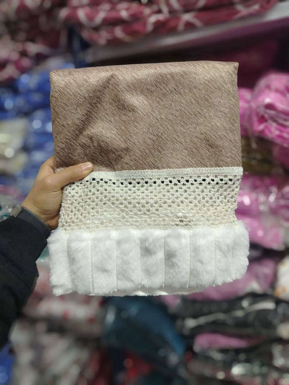 🔊🔊 وصلللل وصلل

بياضات كنب  بوهو فرو
موديلات SHEIN ❤️❤️
 اللي عنده منها كذاااب 👌🔥🔥🔥🔥🔥
🟥 الخامه جلد مقلوب مطعم بالبوهو والفرو شيك جدا وفنش و خياطه يعني يعيش معاكي سنين 😍✅
كنبه ومعاها 3 مناديل


**إذا كنت صاحب هذا الإعلان وتريد حذفه لأي سبب، رجاءا أرسل رسالة إلى الدعم الفني**