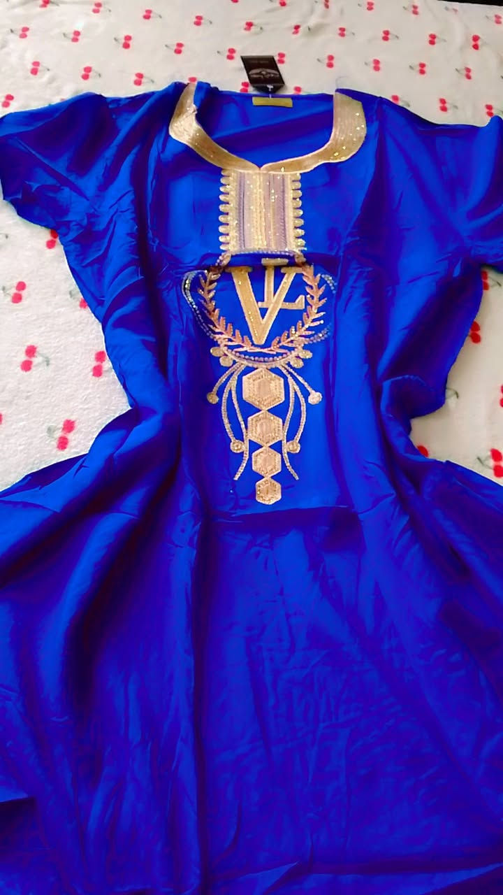 دشداشه كشمير درجه اولى متوفر الوان الوردي ونيلي وسمائي واصفر واوف وايت متوفر جميع القياسات  يوجد توصيل لجميع المحافظات العراق


**إذا كنت صاحب هذا الإعلان وتريد حذفه لأي سبب، رجاءا أرسل رسالة إلى الدعم الفني**