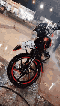 السلام عليكم دراجه بوكسر لبيع مرقم  بسمي مكان بغداد العبيدي السعر 2100 وبيه مجال  الاتصال ***********
