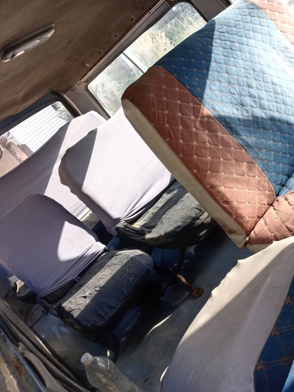 اسلام عليكم للبيع كيه بسته مويل ٩٤ رقم قادسيه سنويه ٢٧ مكينه وكير واكسن كفاله حداديه تخم تاير جهاز اتعدلك بس بل راعي السعر ٢٦ وبيها مجال كلش قليل مكاني حله رقم الهاتف ***********
